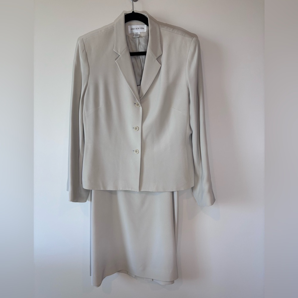 Silk Summer Dress Suit by Jones New York